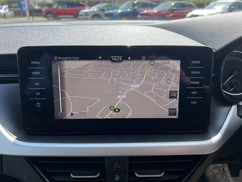 Skoda Kamiq 1.5 TSI ACT SE Drive SUV 5dr Petrol DSG Euro 6 (s/s) (150 ps) - U1651542