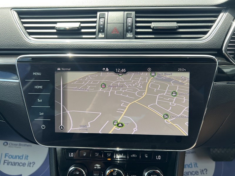 Skoda Superb 1.4 TSI iV 13kWh Laurin & Klement Hatchback 5dr Petrol Plug-in Hybrid DSG Euro 6 (s/s) (218 ps) - U1651555