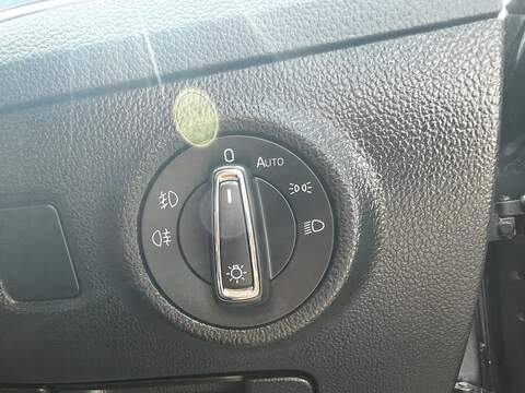 Skoda Superb 1.4 TSI iV 13kWh Laurin & Klement Hatchback 5dr Petrol Plug-in Hybrid DSG Euro 6 (s/s) (218 ps) - U1651555