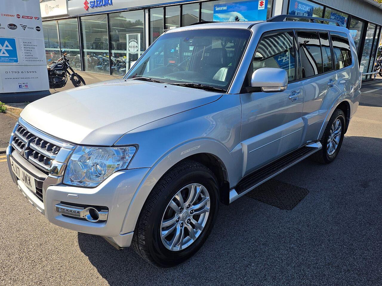 2017 Mitsubishi Shogun