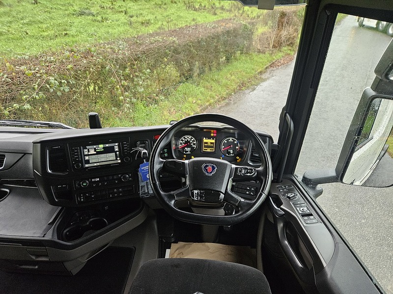 Scania R Series R450 A 6X2 - U1637