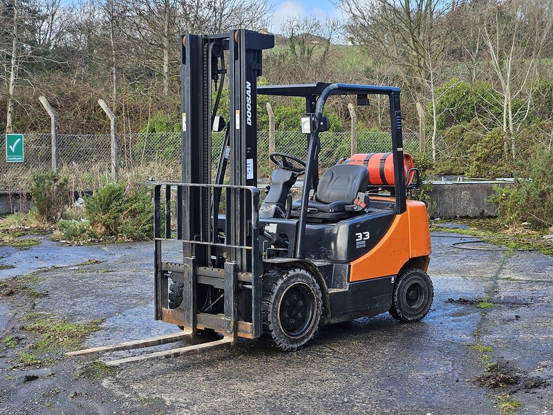 DOOSAN DOOSAN G33P-5 FORKLIFT DOOSAN G33P-5 FORKLIFT - U1641