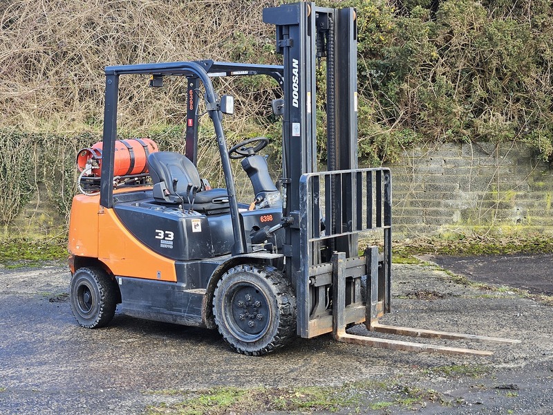DOOSAN DOOSAN G33P-5 FORKLIFT DOOSAN G33P-5 FORKLIFT - U1641