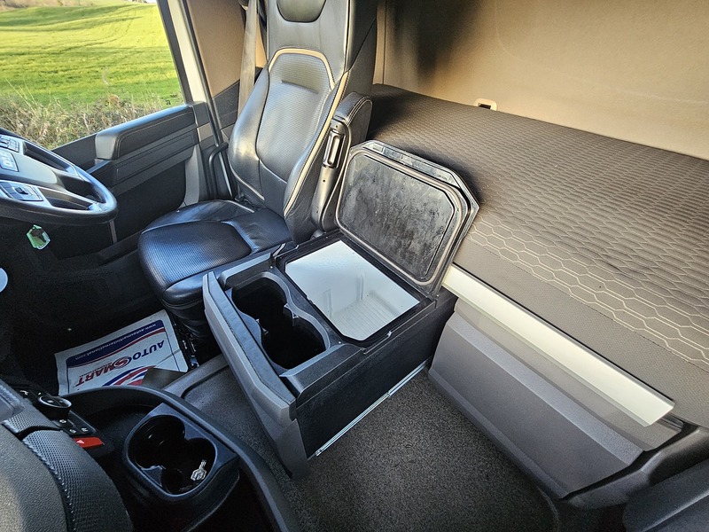 DAF XF 480 4X2 0.0 Tractor Unit 4x2 Automatic Diesel - U1650