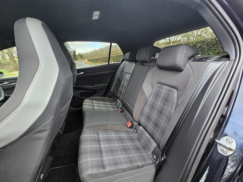 Volkswagen Golf TDI GTD - U1701