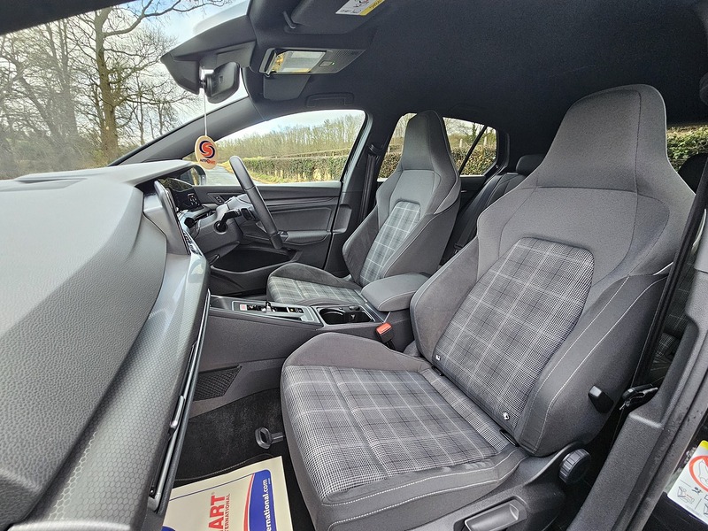 Volkswagen Golf TDI GTD - U1701