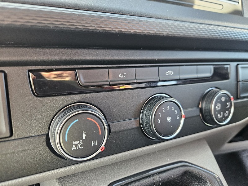 Volkswagen Transporter TDI T28 Startline - U1705