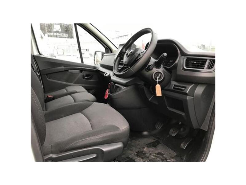 Renault Trafic dCi Blue LL30 Business+ - U1706