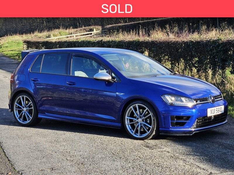 Volkswagen Golf TSI BlueMotion Tech R - U1710