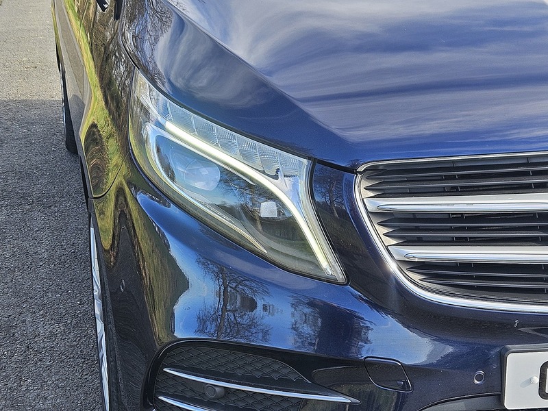 Mercedes-Benz V Class 2.2 V220d AMG Line MPV 5dr Diesel G-Tronic+ Euro 6 (s/s) 8 Seat XLWB (163 ps) - U1716