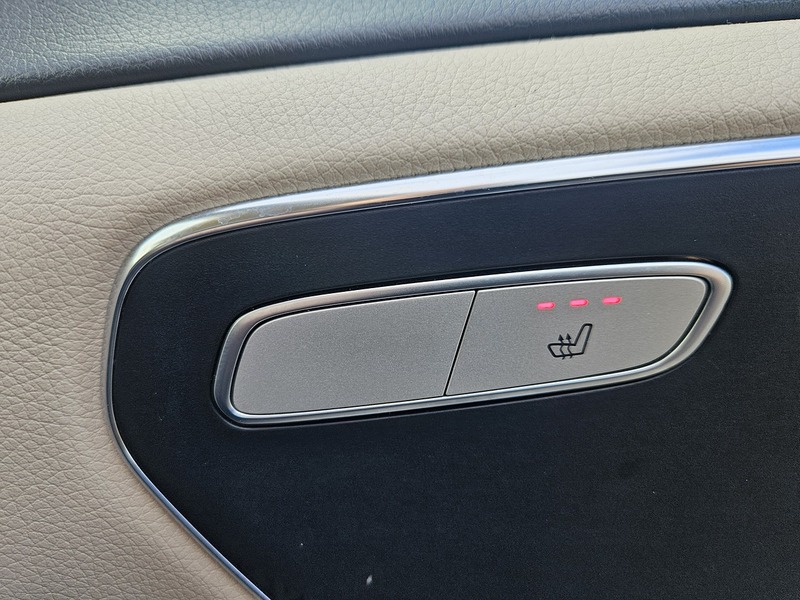 Mercedes-Benz V Class 2.2 V220d AMG Line MPV 5dr Diesel G-Tronic+ Euro 6 (s/s) 8 Seat XLWB (163 ps) - U1716