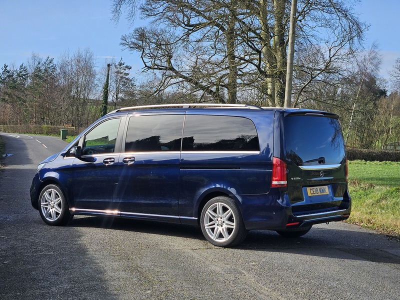 Mercedes-Benz V Class 2.2 V220d AMG Line MPV 5dr Diesel G-Tronic+ Euro 6 (s/s) 8 Seat XLWB (163 ps) - U1716