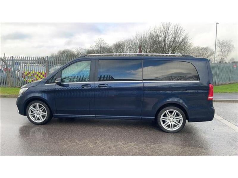 Mercedes-Benz V Class V220d AMG Line - U1716