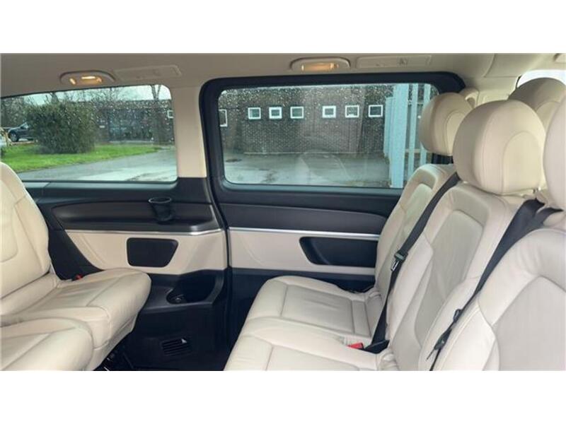 Mercedes-Benz V Class V220d AMG Line - U1716