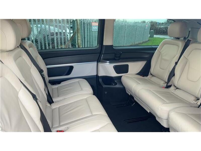 Mercedes-Benz V Class V220d AMG Line - U1716