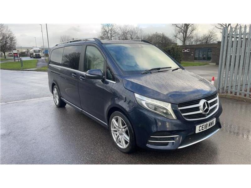 Mercedes-Benz V Class V220d AMG Line - U1716