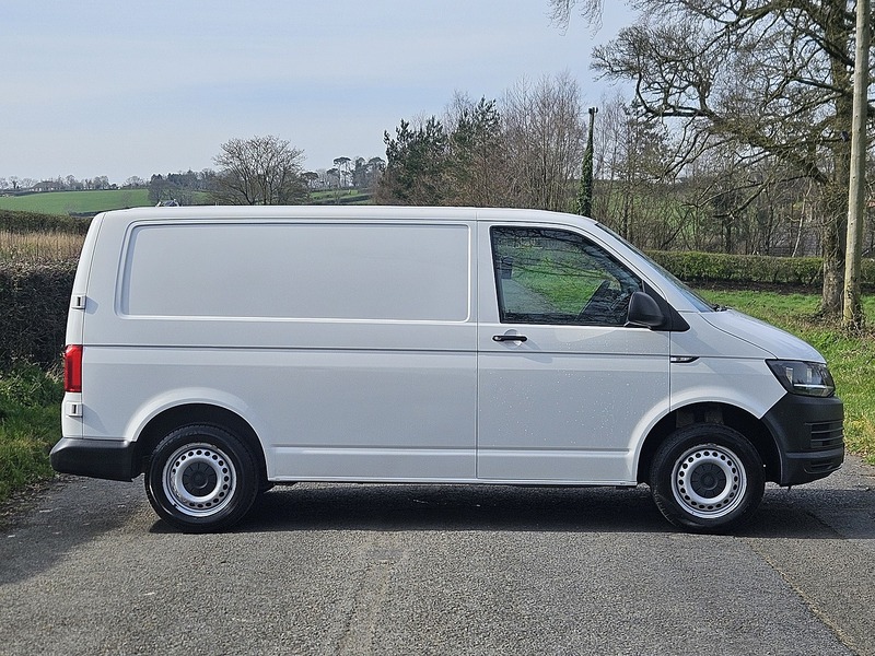 Volkswagen Transporter 2.0 TDI T28 Startline Panel Van 5dr Diesel Manual FWD SWB Euro 6 (s/s) (102 ps) - U1717