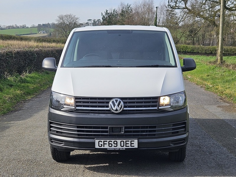 Volkswagen Transporter 2.0 TDI T28 Startline Panel Van 5dr Diesel Manual FWD SWB Euro 6 (s/s) (102 ps) - U1717