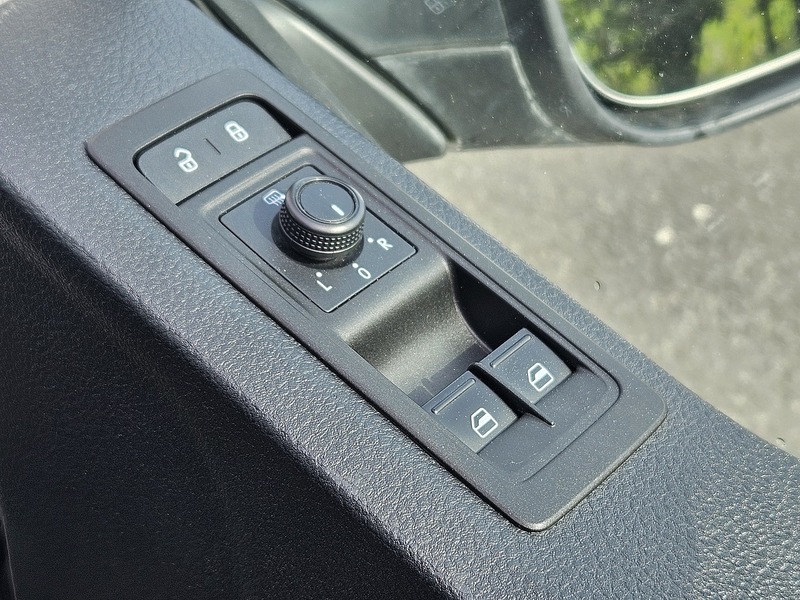 Volkswagen Transporter 2.0 TDI T28 Startline Panel Van 5dr Diesel Manual FWD SWB Euro 6 (s/s) (102 ps) - U1717