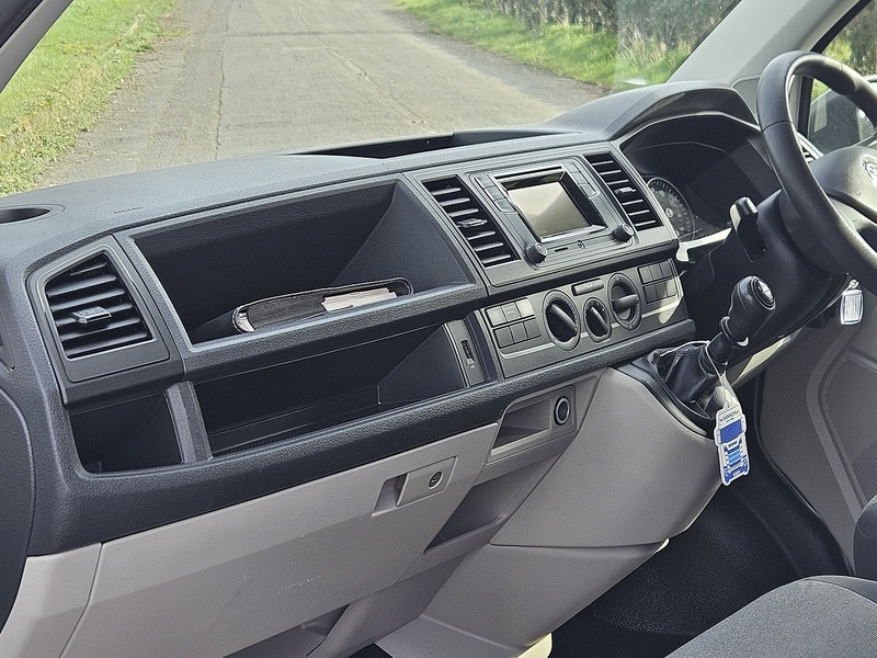 Volkswagen Transporter 2.0 TDI T28 Startline Panel Van 5dr Diesel Manual FWD SWB Euro 6 (s/s) (102 ps) - U1717
