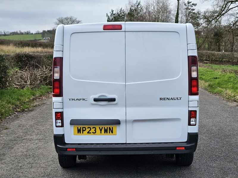 Renault Trafic 2.0 dCi Blue SL28 Business+ Panel Van 5dr Diesel Manual L1 H1 Euro 6 (s/s) (130 ps) - U1733