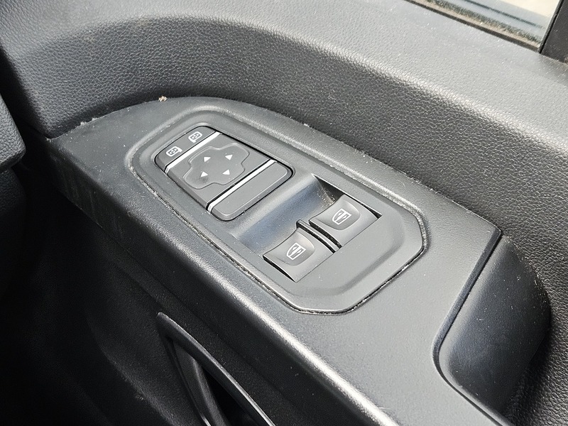 Renault Trafic 2.0 dCi Blue SL28 Business+ Panel Van 5dr Diesel Manual L1 H1 Euro 6 (s/s) (130 ps) - U1733