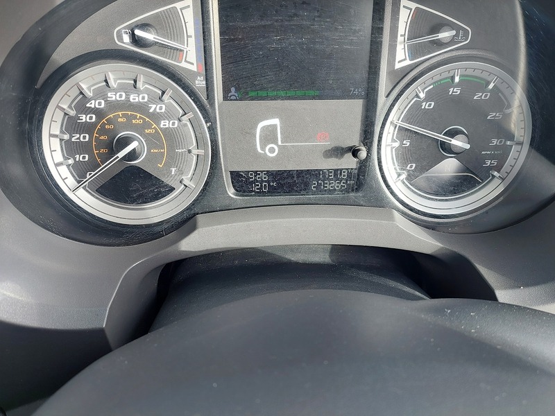 DAF 220 LF 220 2DR AUTO 0 - U1743
