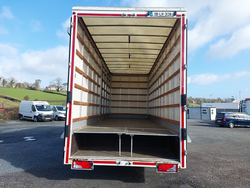 DAF 220 LF 220 2DR AUTO 0 - U1743