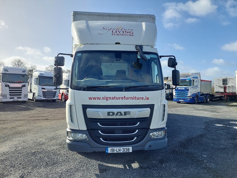 DAF 220 LF 220 2DR AUTO 0 - U1743