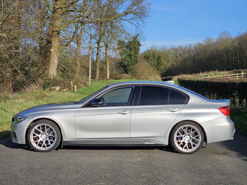BMW 3 Series 330d Blue Performance M Sport 3.0 4dr Saloon Automatic Diesel - U1748