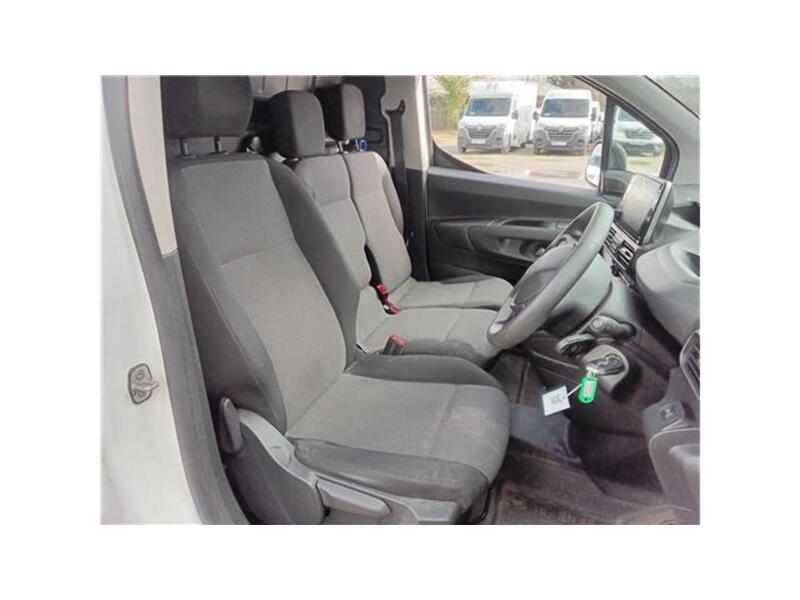 Peugeot Partner 1.6 BlueHDi 1000 Professional Standard Panel Van 5dr Diesel Manual SWB Euro 6 (s/s) (100 bhp) - U1758