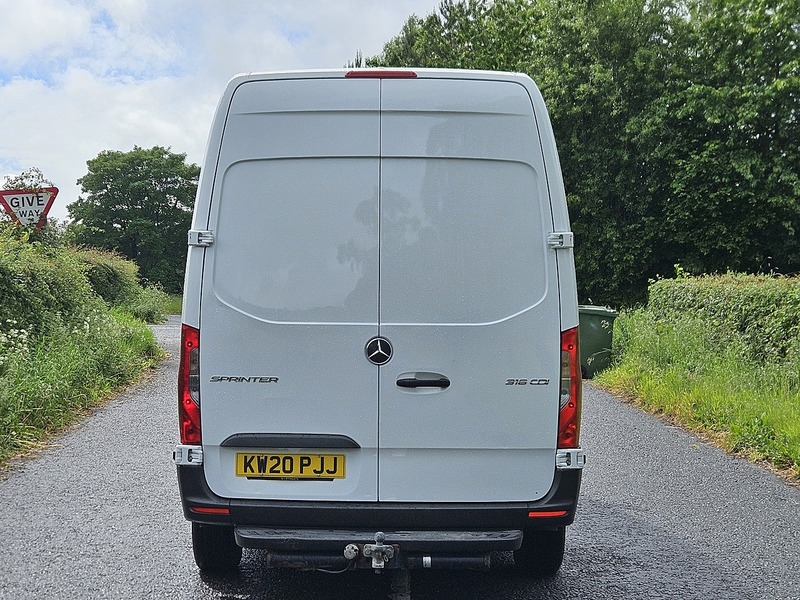 Mercedes-Benz Sprinter 2.1 316 CDI Panel Van 5dr Diesel Manual RWD L2 H2 Euro 6 (163 ps) - U1762