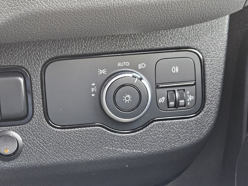Mercedes-Benz Sprinter 2.1 316 CDI Panel Van 5dr Diesel Manual RWD L2 H2 Euro 6 (163 ps) - U1762