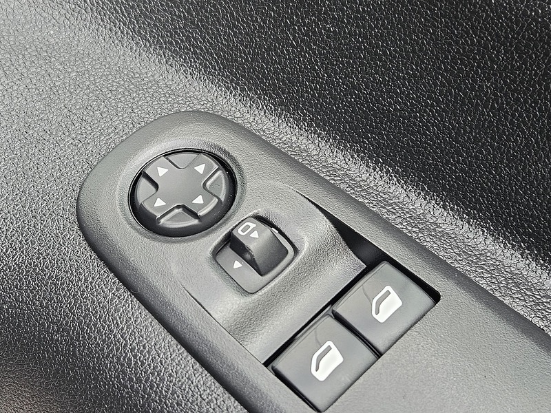 Peugeot Partner 1.5 BlueHDi 1000 Professional Standard Panel Van 5dr Diesel Manual SWB Euro 6 (s/s) (100 bhp) - U1764
