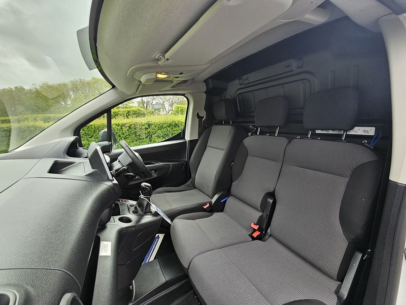 Peugeot Partner 1.5 BlueHDi 1000 Professional Standard Panel Van 5dr Diesel Manual SWB Euro 6 (s/s) (100 bhp) - U1764