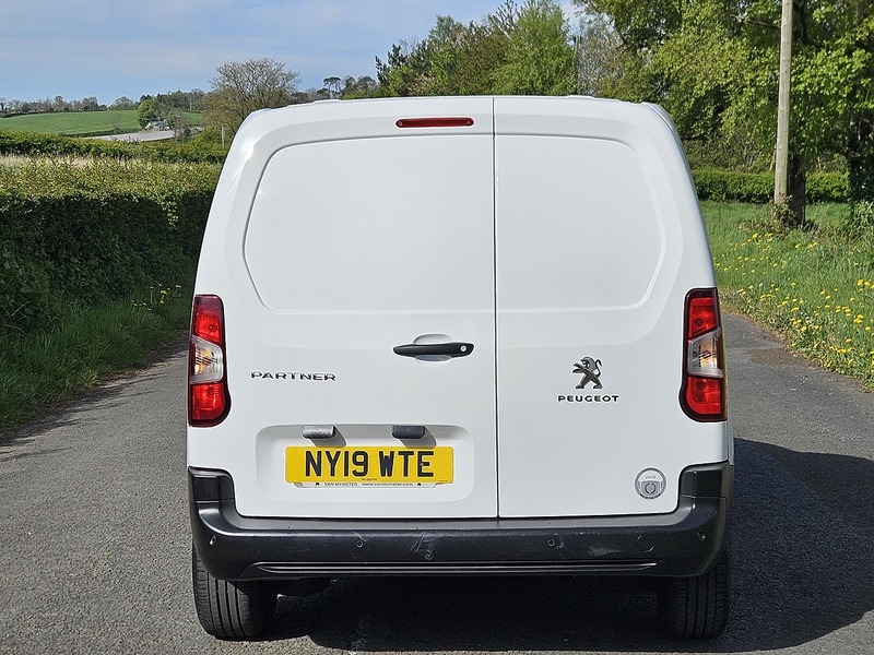 Peugeot Partner 1.5 BlueHDi 1000 Professional Standard Panel Van 5dr Diesel Manual SWB Euro 6 (100 bhp) - U1765