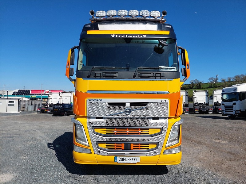 Volvo FH 540 6X2 2DR AUTO - U1788