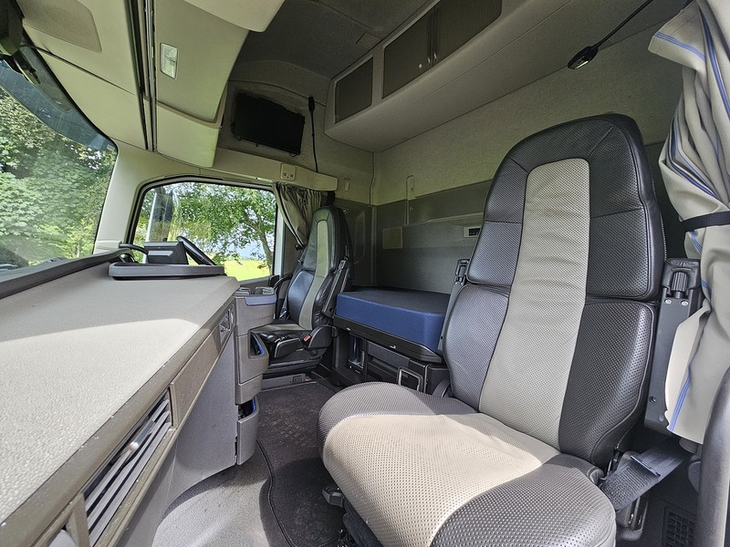 Volvo FH460 Euro 6 XL Globetrotter - U1790