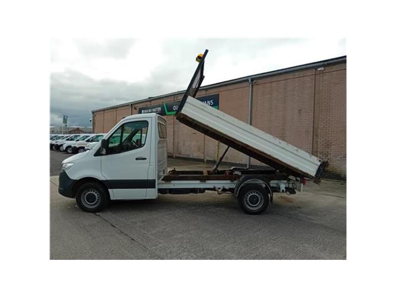Mercedes-Benz Sprinter 2.0 315 CDI Progressive Chassis Cab 2dr Diesel Manual RWD L2 Euro 6 (s/s) (150 ps) - U1809