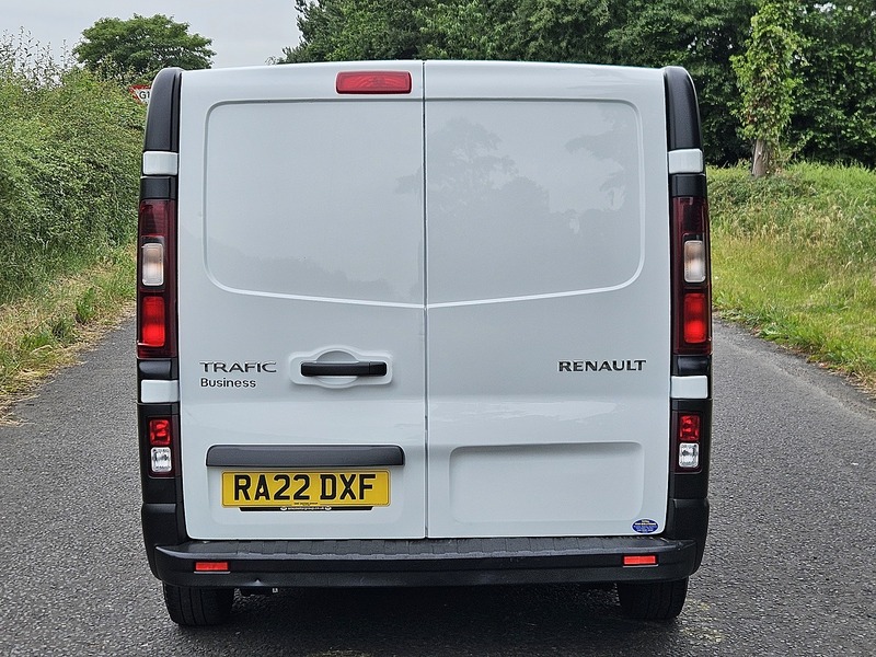 Renault Trafic 2.0 dCi Blue LL30 Business Panel Van 5dr Diesel Manual L2 H1 Euro 6 (s/s) (130 ps) - U1825