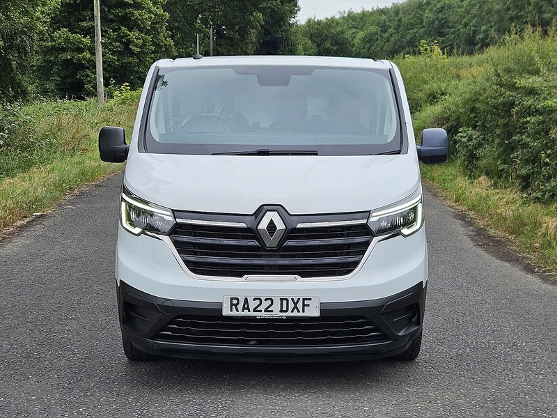 Renault Trafic 2.0 dCi Blue LL30 Business Panel Van 5dr Diesel Manual L2 H1 Euro 6 (s/s) (130 ps) - U1825