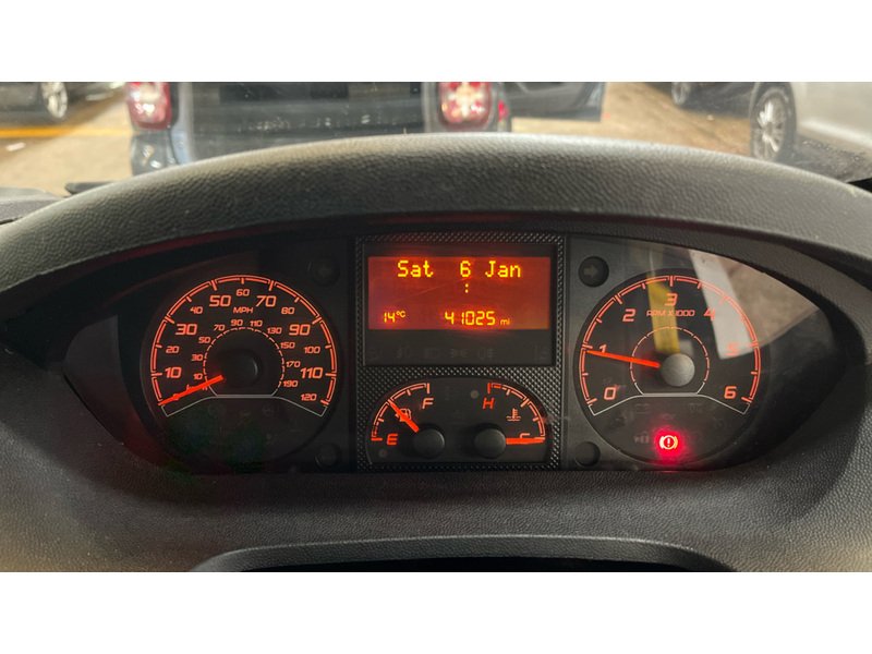 Citroen Relay 2.0 BlueHDi 35 Plus Ready To Run Dropside 2dr Diesel Manual L3 Euro 6 (160 ps) - U1836