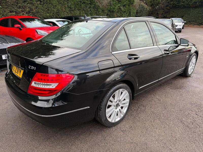 Mercedes-Benz C Class 2.1 C250 CDI BlueEfficiency Elegance Edition 125 G-Tronic+ Euro 5 (s/s) 4dr - U103