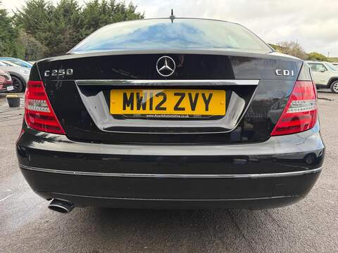 Mercedes-Benz C Class 2.1 C250 CDI BlueEfficiency Elegance Edition 125 G-Tronic+ Euro 5 (s/s) 4dr - U103