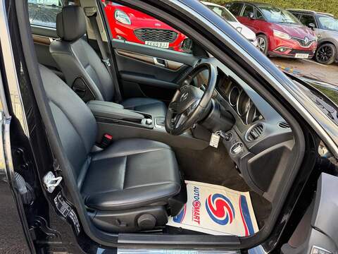 Mercedes-Benz C Class 2.1 C250 CDI BlueEfficiency Elegance Edition 125 G-Tronic+ Euro 5 (s/s) 4dr - U103