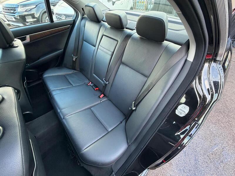 Mercedes-Benz C Class 2.1 C250 CDI BlueEfficiency Elegance Edition 125 G-Tronic+ Euro 5 (s/s) 4dr - U103