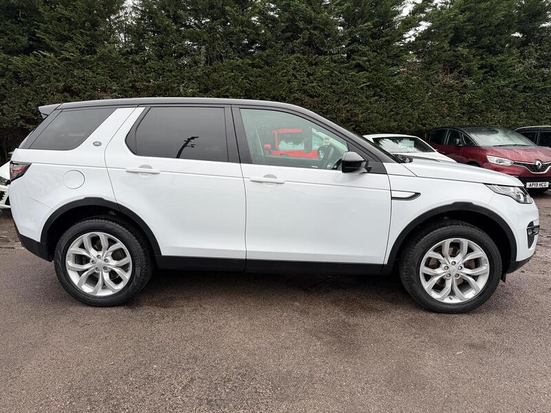 Land Rover Discovery Sport 2.0 TD4 HSE Auto 4WD Euro 6 (s/s) 5dr - U104