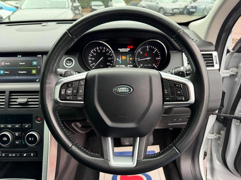 Land Rover Discovery Sport 2.0 TD4 HSE Auto 4WD Euro 6 (s/s) 5dr - U104