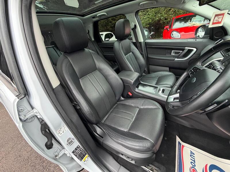 Land Rover Discovery Sport 2.0 TD4 HSE Auto 4WD Euro 6 (s/s) 5dr - U104