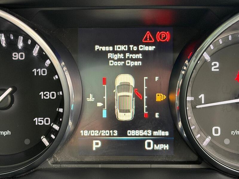 Land Rover Discovery Sport 2.0 TD4 HSE Auto 4WD Euro 6 (s/s) 5dr - U104